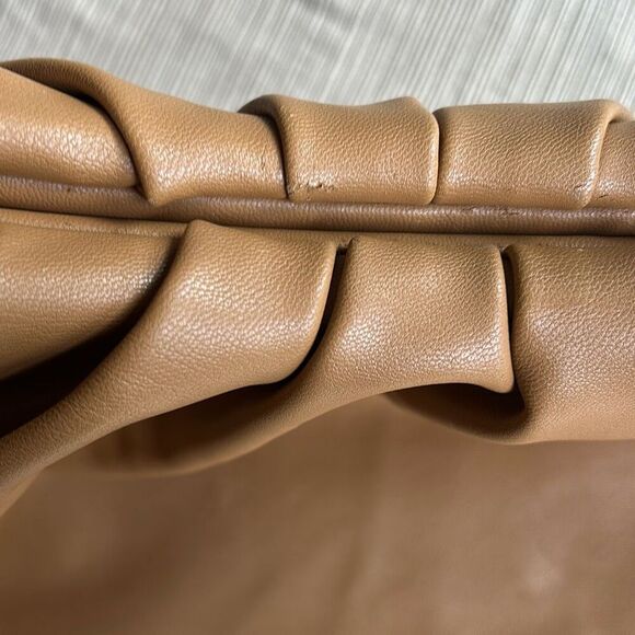 Dumpling Slouch clutch Purse Buttery Soft Camel - Picture 7 of 8